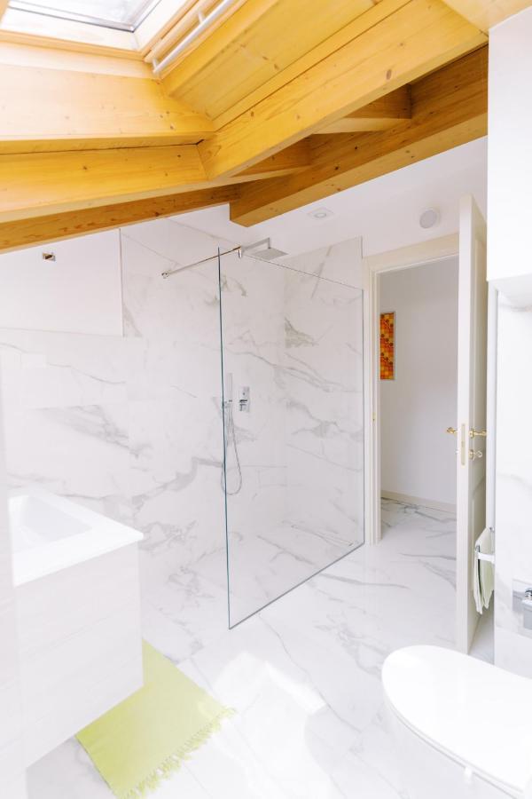 Apartmán Casa King 2 Como Exteriér fotografie